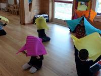 Danzando muovo il mio corpo